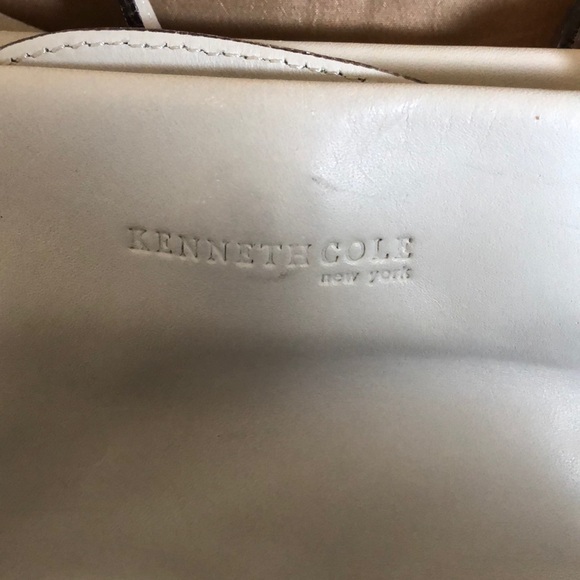 Purse - Picture 2 of 5